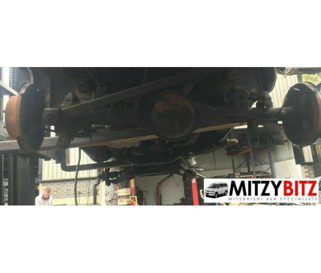 REAR AXLE WITH 4.875 REAR DIFFERENTIAL  FOR A MITSUBISHI PA-PF# - REAR AXLE WITH 4.875 REAR DIFFERENTIAL 