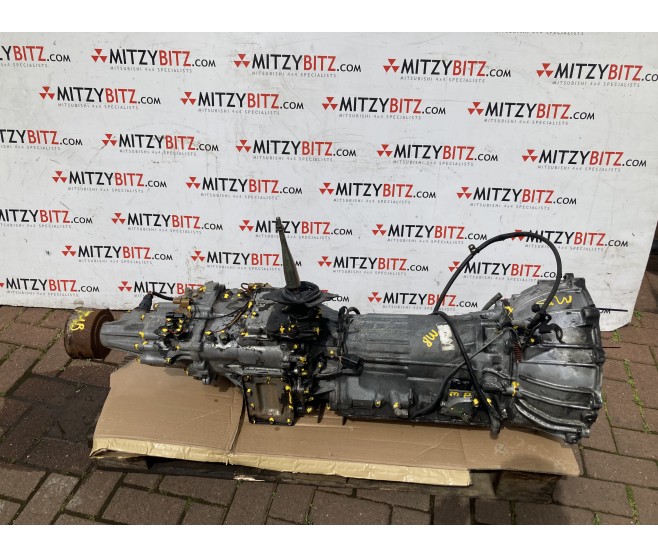 AUTOMATIC GEARBOX WITH TRANSFER BOX FOR A MITSUBISHI V10-40# - AUTOMATIC GEARBOX WITH TRANSFER BOX