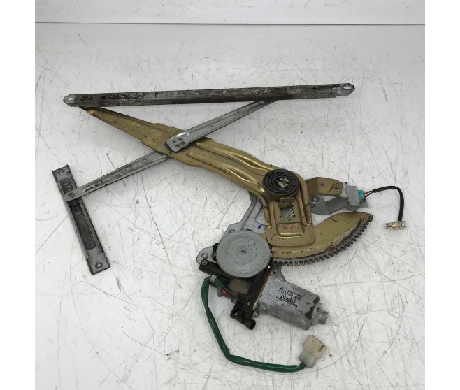 WINDOW REGULATOR AND MOTOR FRONT LEFT FOR A MITSUBISHI L200 - K74T