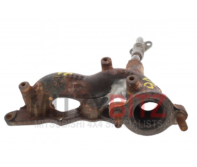 LEFT SIDE EXHAUST MANIFOLD  PLUS EGR PIPE FOR A MITSUBISHI V10-40# - EXHAUST MANIFOLD