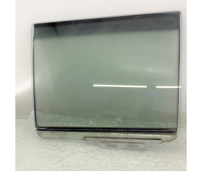 DOOR GLASS REAR LEFT FOR A MITSUBISHI K80,90# - REAR DOOR PANEL & GLASS
