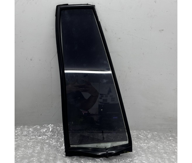 STATIONARY DOOR GLASS REAR LEFT FOR A MITSUBISHI MONTERO SPORT - K99W
