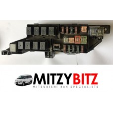 COMPLETE ENGINE BAY FUSE BOX WITH RELAYS