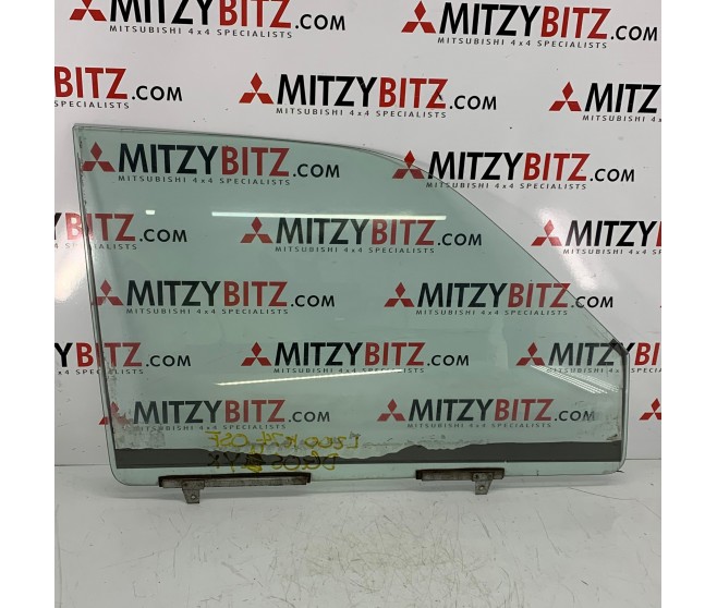 FRONT RIGHT DOOR DROP GLASS FOR A MITSUBISHI L200 - K74T