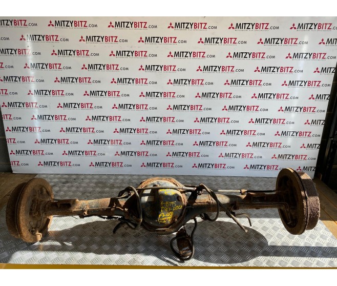 REAR AXLE WITH 4.875 DIFF FOR A MITSUBISHI K60,70# - REAR AXLE WITH 4.875 DIFF