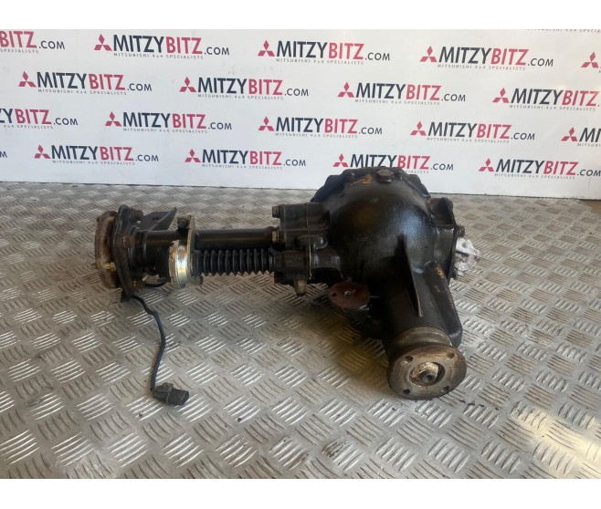 FRONT DIFF DIFFERENTIAL 4.900 FOR A MITSUBISHI FRONT AXLE - 