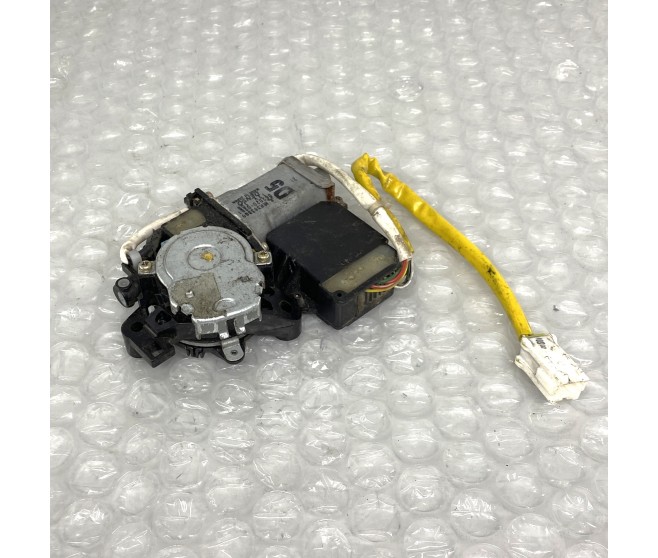 WINDOW REGULATOR MOTOR ONLY FRONT LEFT FOR A MITSUBISHI PAJERO - V25W