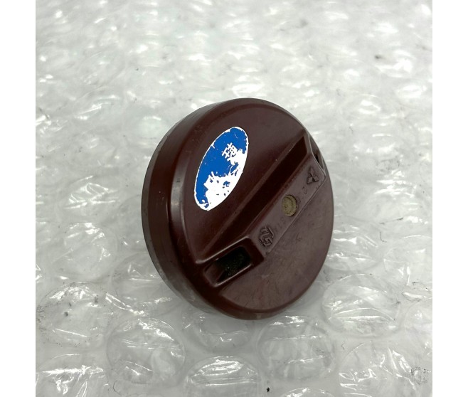 FUEL FILLER CAP FOR A MITSUBISHI L200 - K74T