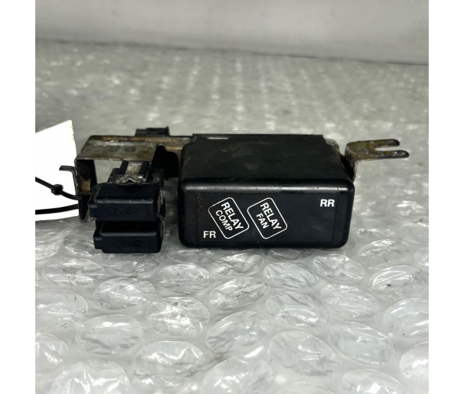 AIR CON CONTROL HARNESS AND RELAYS FOR A MITSUBISHI K80,90# - AIR CON CONTROL HARNESS AND RELAYS