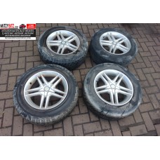 SET OF 4 ALLOY WHEELS WITH GOOD TYRES 16''