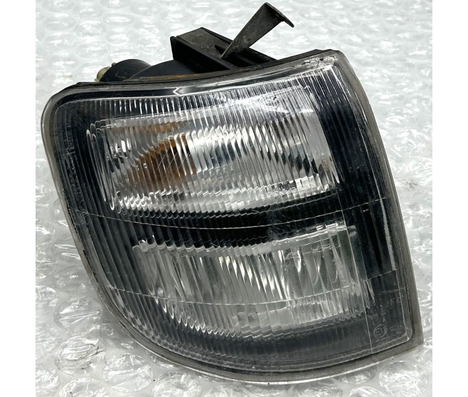 INDICATOR SIDE LAMP FRONT RIGHT FOR A MITSUBISHI PAJERO - V46WG
