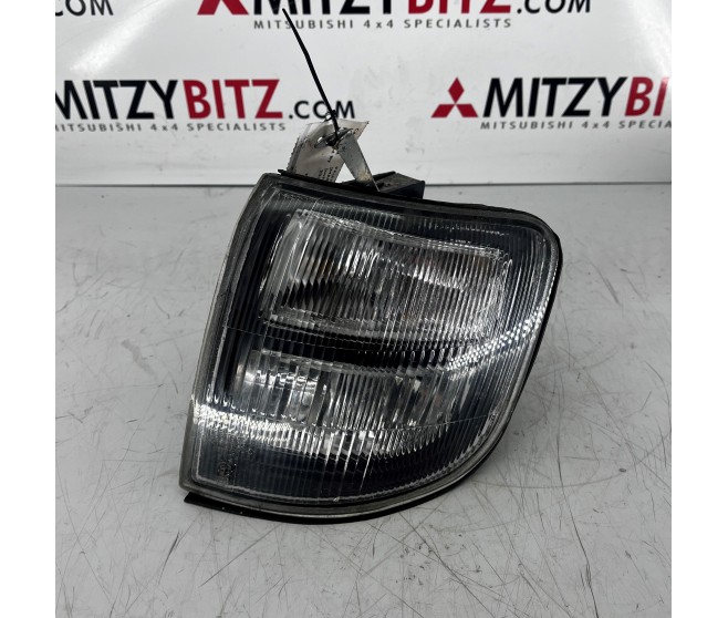 SIDELIGHT FRONT LEFT FOR A MITSUBISHI PAJERO - V33W