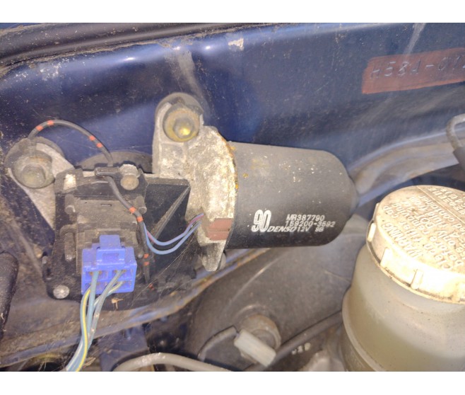FRONT WIPER MOTOR  FOR A MITSUBISHI CHASSIS ELECTRICAL - 