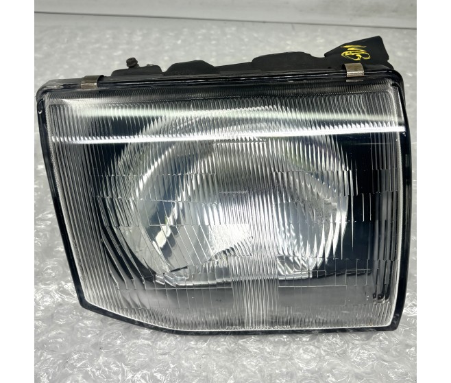 FRONT RIGHT HEADLAMP LIGHT FOR A MITSUBISHI CHASSIS ELECTRICAL - 