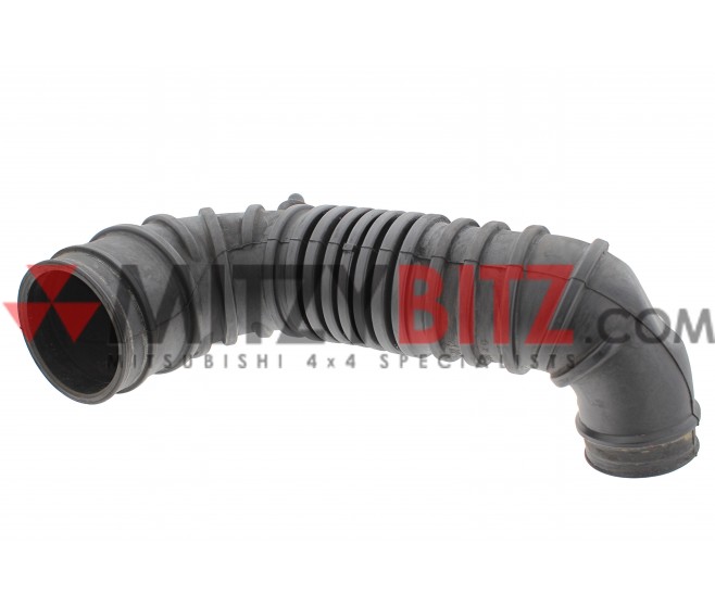 AIR BOX TO TURBO PIPE FOR A MITSUBISHI V60,70# - AIR CLEANER