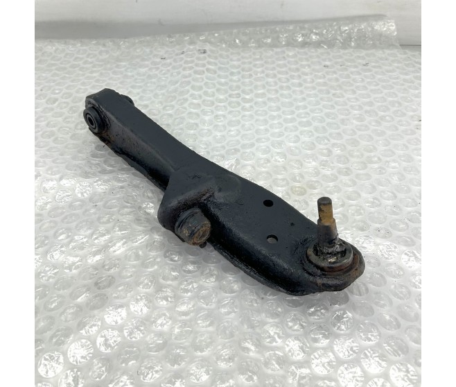 LOWER SUSPENSION ARM FRONT RIGHT FOR A MITSUBISHI H60,70# - LOWER SUSPENSION ARM FRONT RIGHT