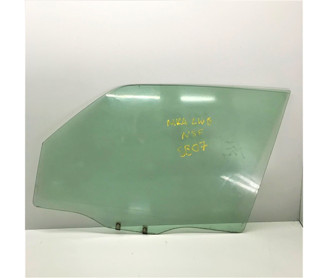 DOOR GLASS FRONT LEFT FOR A MITSUBISHI V90# - FRONT DOOR PANEL & GLASS