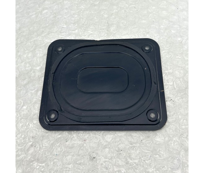 REAR FLOOR HOLE COVER FOR A MITSUBISHI V70# - REAR FLOOR HOLE COVER