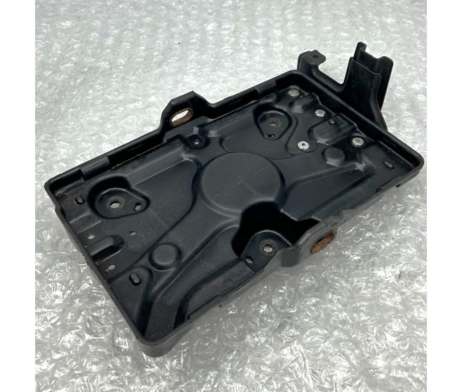 FRONT BATTERY TRAY FOR A MITSUBISHI V90# - BATTERY CABLE & BRACKET