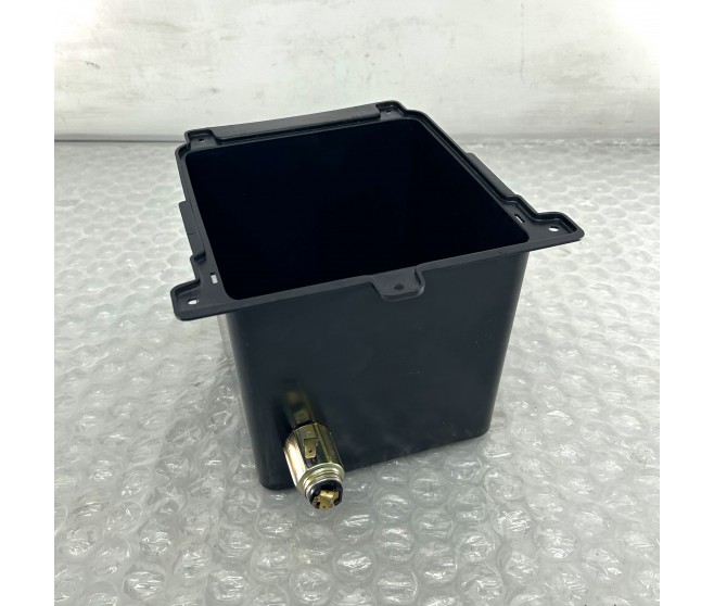 FLOOR CONSOLE INNER BOX FOR A MITSUBISHI V90# - FLOOR CONSOLE INNER BOX