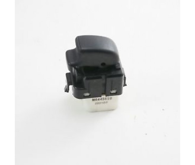 WINDOW SWITCH FOR A MITSUBISHI V60,70# - SWITCH & CIGAR LIGHTER