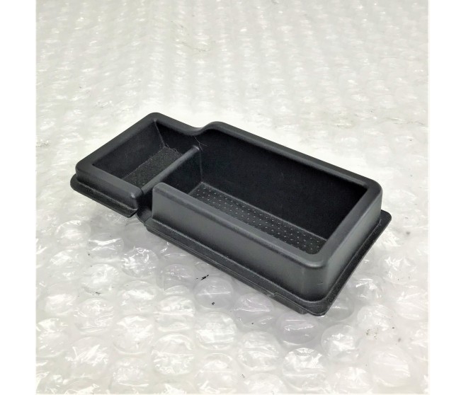 FLOOR CONSOLE BOX INNER FOR A MITSUBISHI PAJERO/MONTERO SPORT - K94W