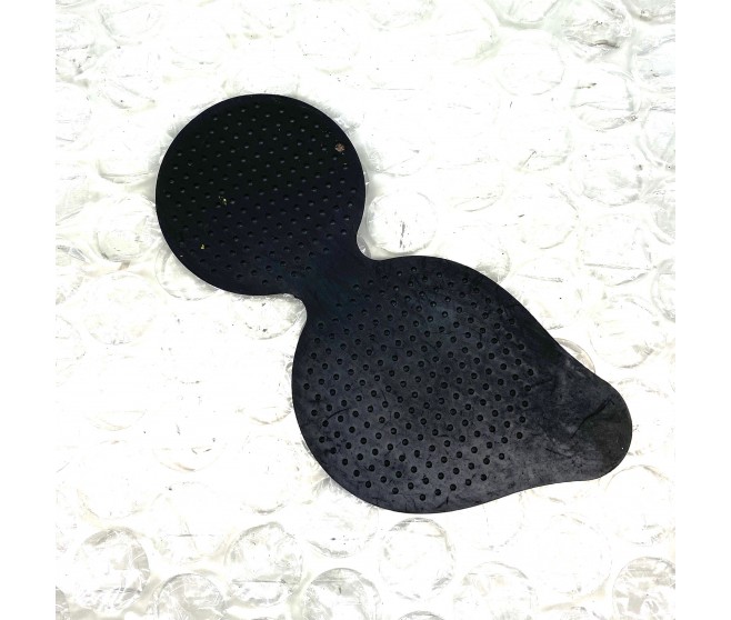 CENTER CONSOLE CUP RUBBER FOR A MITSUBISHI K80,90# - CENTER CONSOLE CUP RUBBER