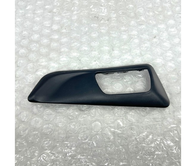 DOOR HANDLE COVER FRONT RIGHT FOR A MITSUBISHI H60,70# - FRONT DOOR LOCKING