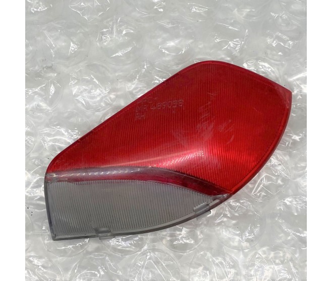 DOOR CARD LENS COVER FRONT RIGHT FOR A MITSUBISHI CHASSIS ELECTRICAL - 
