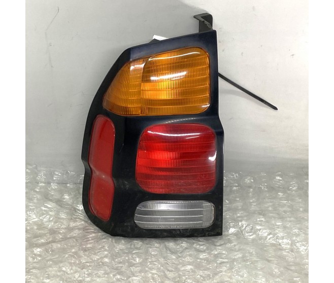 BODY LAMP REAR LEFT FOR A MITSUBISHI K80,90# - REAR EXTERIOR LAMP