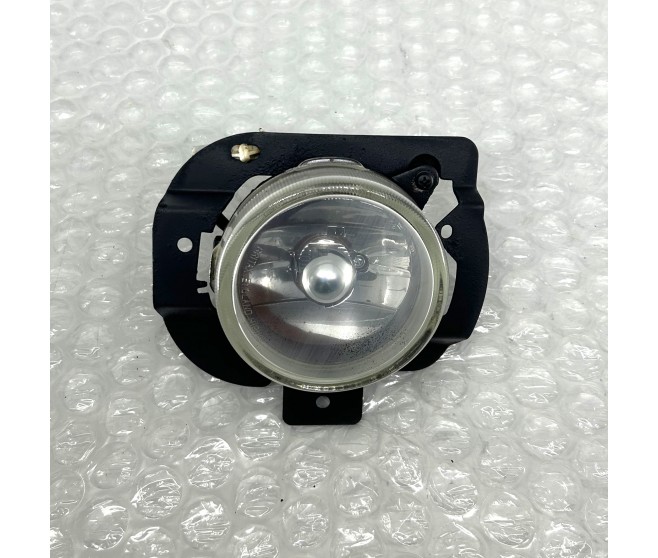 FOG LAMP FRONT LEFT FOR A MITSUBISHI H60,70# - FRONT EXTERIOR LAMP