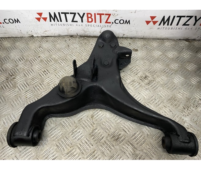 FRONT LEFT LOWER WISHBONE TRACK CONTROL ARM FOR A MITSUBISHI V60,70# - FRONT LEFT LOWER WISHBONE TRACK CONTROL ARM