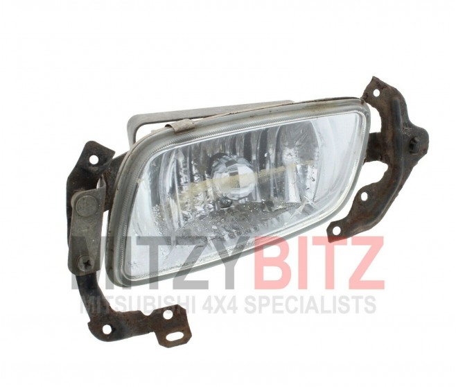 BUMPER FOG LAMP FRONT LEFT FOR A MITSUBISHI CHASSIS ELECTRICAL - 