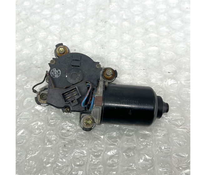 FRONT WINDOW WIPER MOTOR FOR A MITSUBISHI H60,70# - FRONT WINDOW WIPER MOTOR
