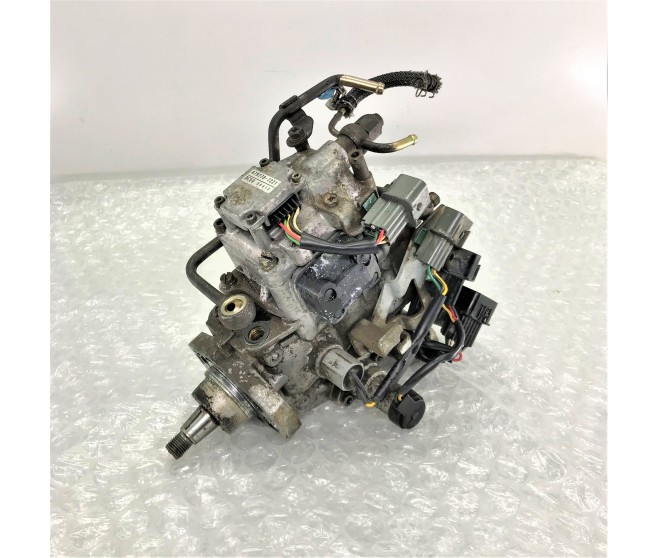 FUEL INJECTION PUMP FOR A MITSUBISHI V20,40# - FUEL INJECTION PUMP