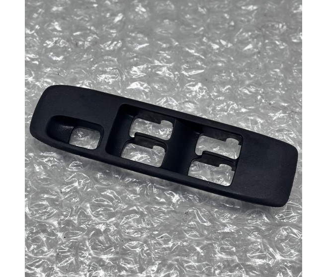 MASTER WINDOW SWITCH TRIM FRONT RIGHT FOR A MITSUBISHI V60,70# - MASTER WINDOW SWITCH TRIM FRONT RIGHT