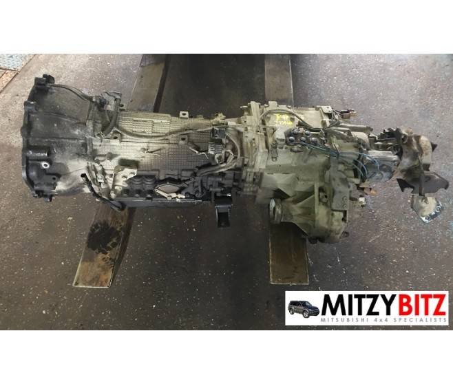 AUTOMATIC GEARBOX AND TRANSFER BOX FOR A MITSUBISHI V70# - AUTOMATIC GEARBOX AND TRANSFER BOX