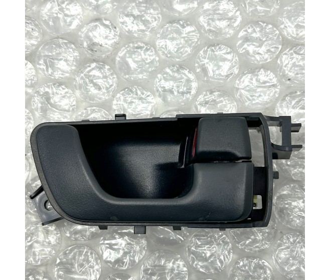 INNER DOOR HANDLE RIGHT FOR A MITSUBISHI PAJERO - V78W