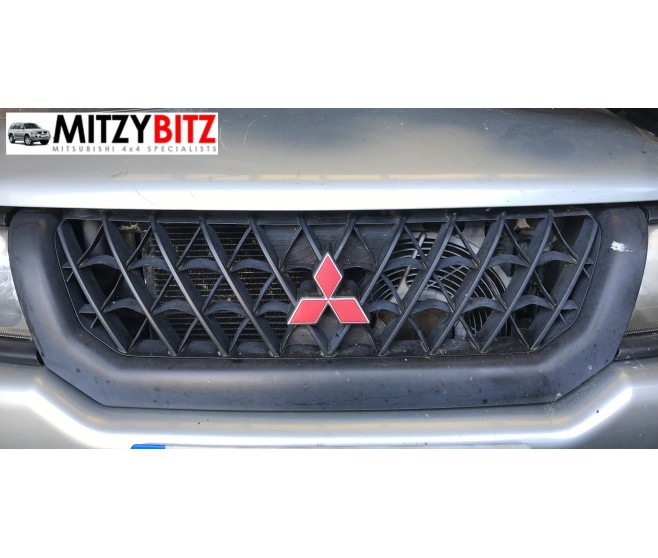 BLACK GRILLE GRILL FOR A MITSUBISHI BODY - 