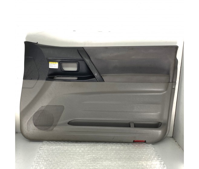 DOOR CARD FRONT RIGHT FOR A MITSUBISHI PAJERO - V63W
