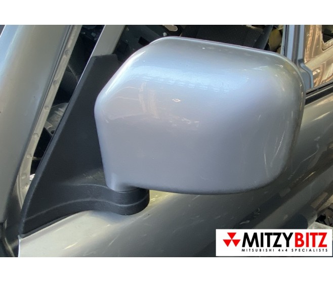 SILVER FRONT LEFT DOOR WING MIRROR  FOR A MITSUBISHI EXTERIOR - 
