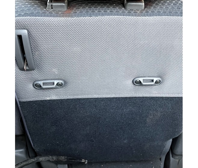 FOUR REAR SEAT CLIPS AND SCREWS 