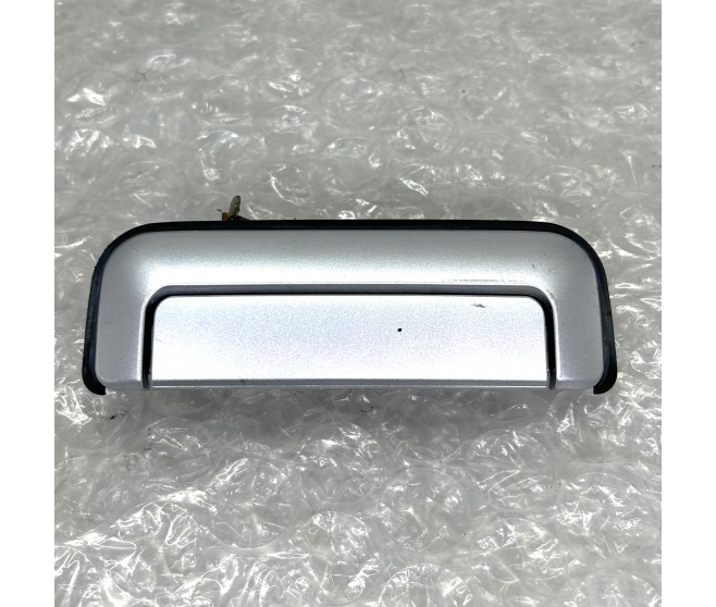 DOOR HANDLE REAR RIGHT FOR A MITSUBISHI NATIVA - K99W