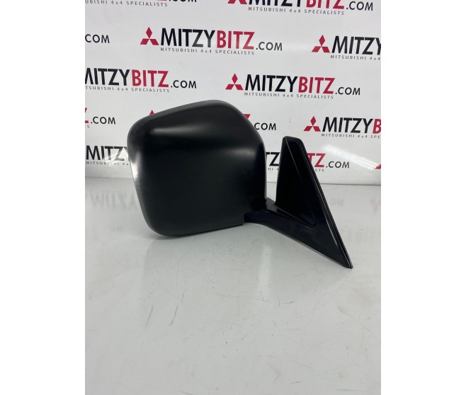 FRONT RIGHT DOOR WING MIRROR (E/CONT(HTR&FOLD) FOR A MITSUBISHI EXTERIOR - 