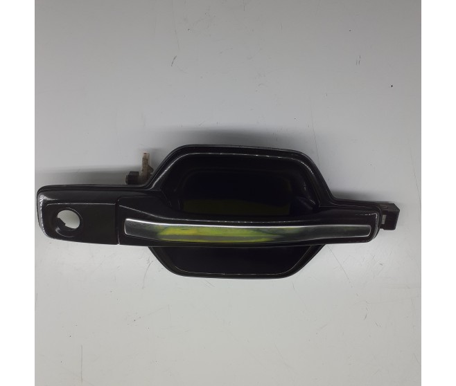 FRONT RIGHT DOOR HANDLE FOR A MITSUBISHI V70# - FRONT DOOR LOCKING