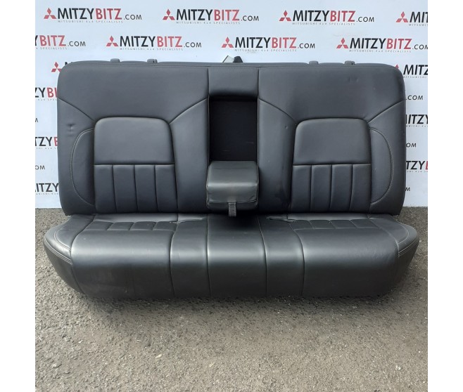 REAR BENCH SEAT FOR A MITSUBISHI K60,70# - REAR BENCH SEAT
