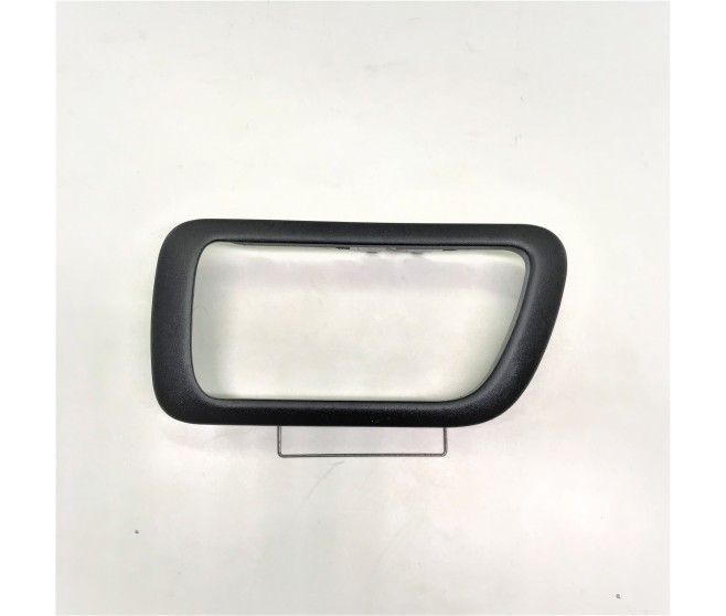 DOOR INSIDE HANDLE COVER REAR LEFT FOR A MITSUBISHI PAJERO - V98W