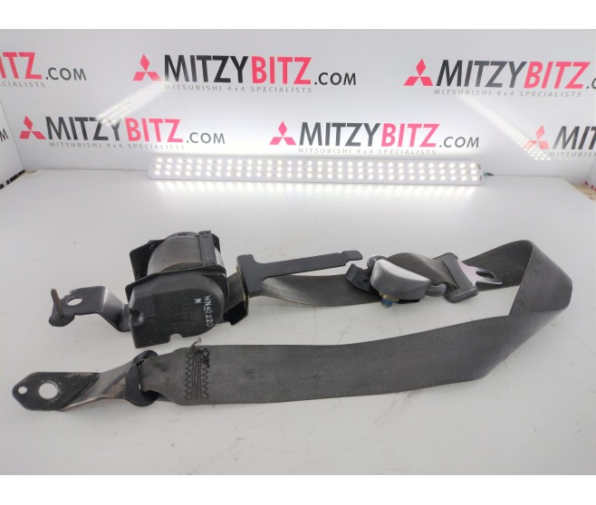SEAT BELT FRONT RIGHT FOR A MITSUBISHI PAJERO - V26WG