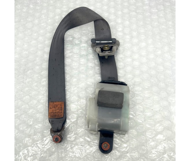 FRONT LEFT SEAT BELT FOR A MITSUBISHI DELICA SPACE GEAR/CARGO - PA5W