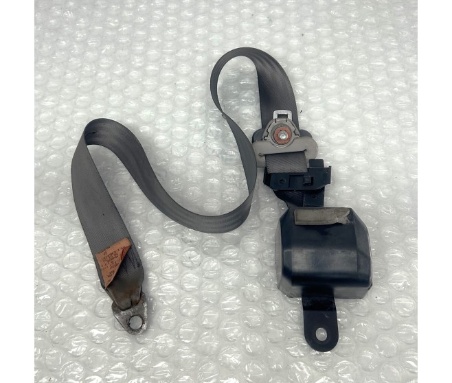 SEAT BELT 2ND ROW LEFT FOR A MITSUBISHI DELICA SPACE GEAR/CARGO - PD4W